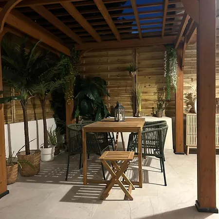 Chill Terrasse Center 아파트 *